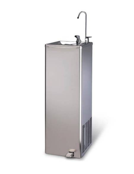 Fontana za vodu model RIVER 30 IB C G63/61 IB C8, upravljanje s pedalom